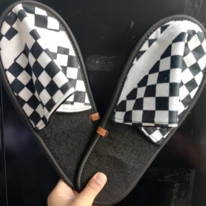 Chinelo Xadrez Preto e Branco